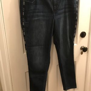 Dress barn Skinny jeans size 20